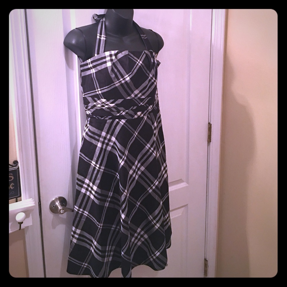 White House Black Market Dress